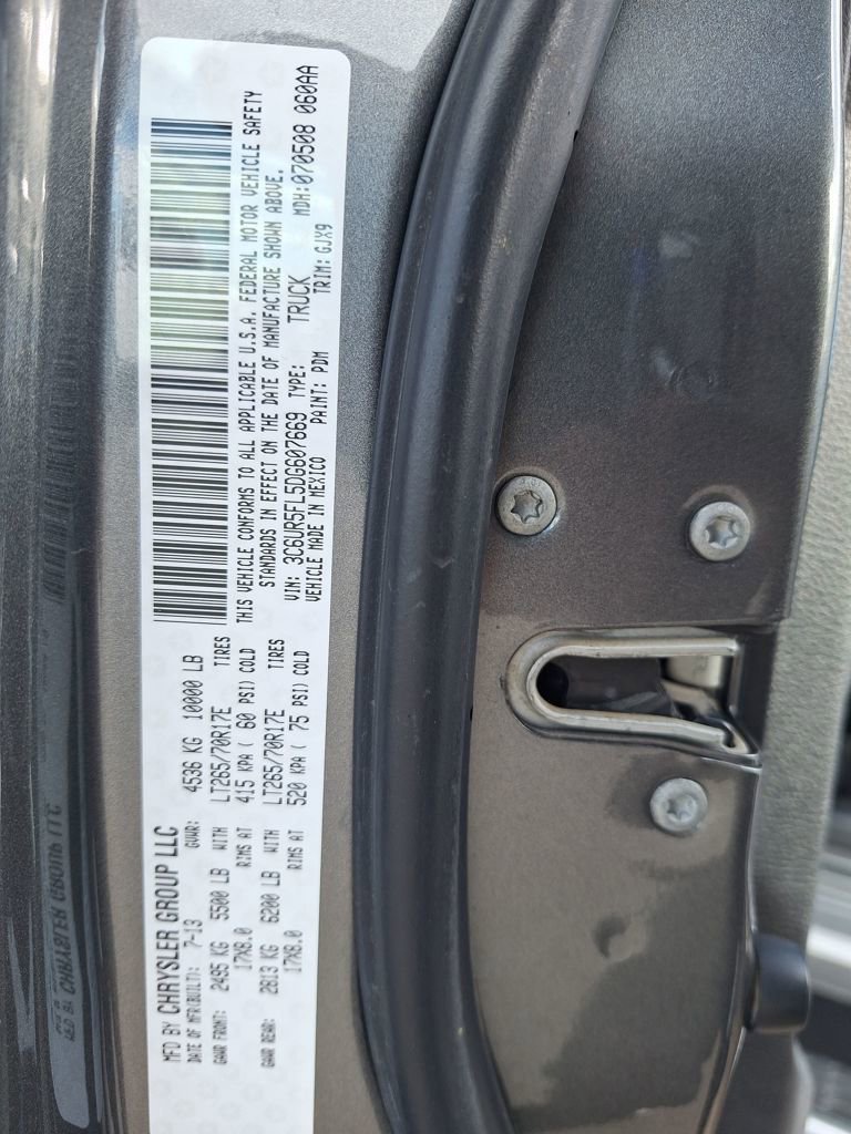 Used 2013 RAM 2500 Laramie w/ Convenience Group image 28