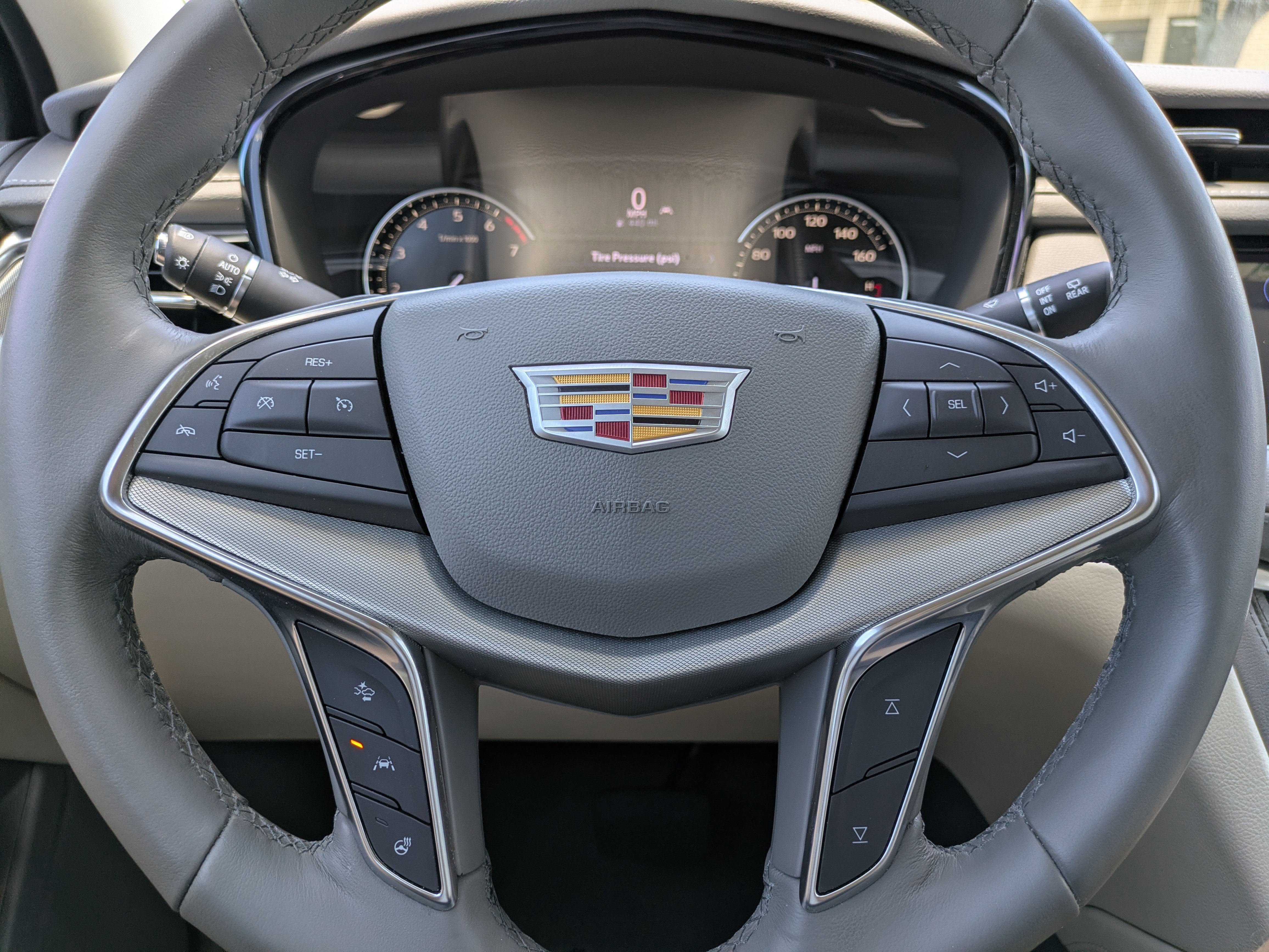 Certified 2022 Cadillac XT5 Premium Luxury FWD image 25