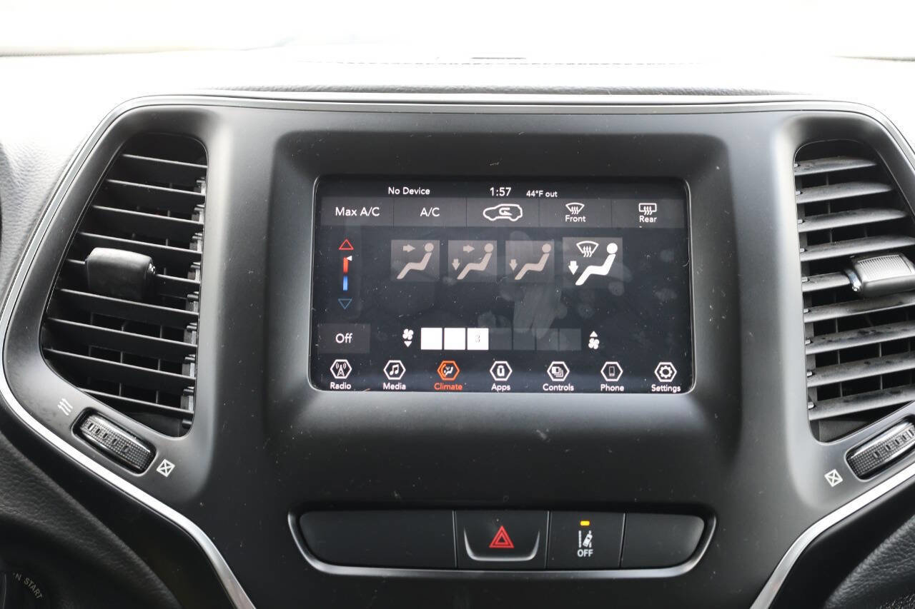 Used 2021 Jeep Cherokee Latitude image 19