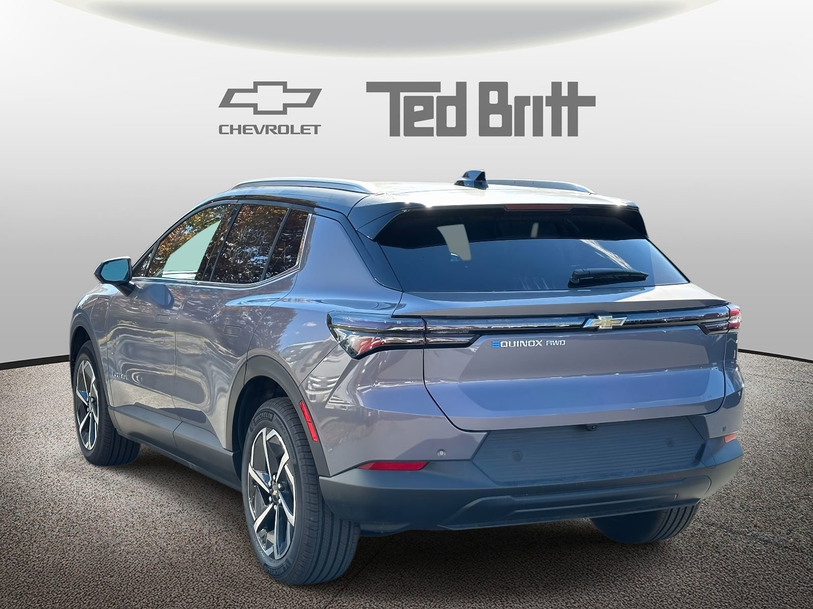 New 2026 Chevrolet Equinox EV LT AWD/4WD image 6