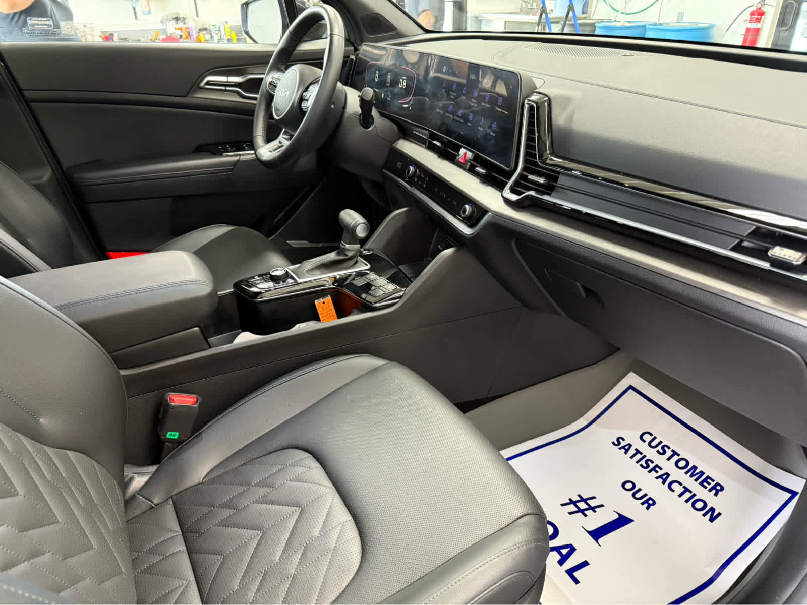 Used 2024 Kia Sportage X-Line w/ X-Line Premium Package image 30