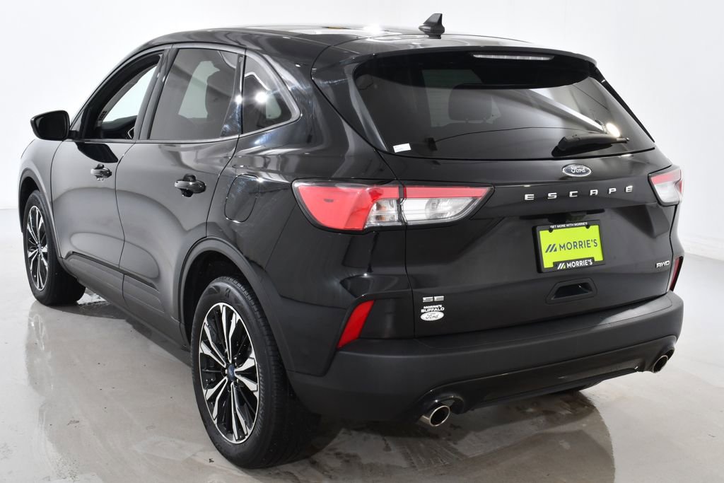 Used 2022 Ford Escape SE w/ SE Sport Appearance Package image 14