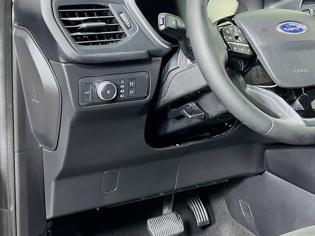 Used 2022 Ford Escape SEL w/ SEL Stealth AWD Package image 12