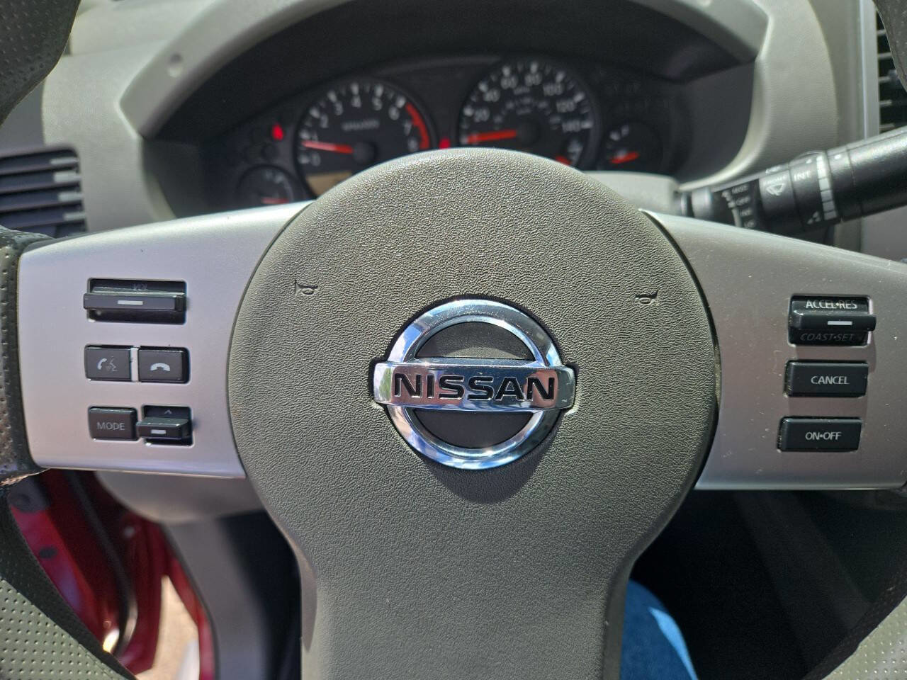 Used 2019 Nissan Frontier SV image 17