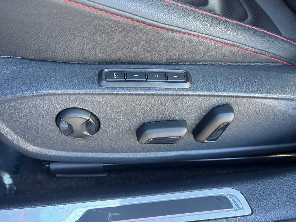 Used 2024 Volkswagen Jetta GLI Autobahn image 21