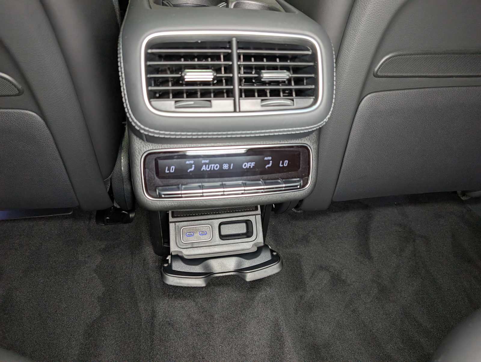 New 2026 Mercedes-Benz GLS 450 4MATIC image 16