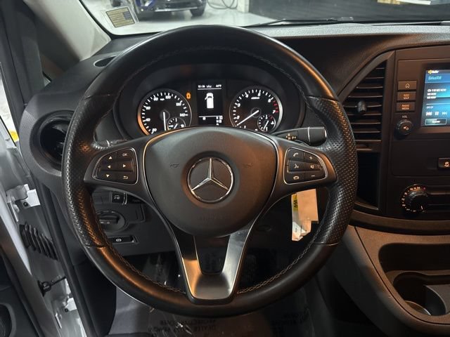 Used 2023 Mercedes-Benz Metris image 18