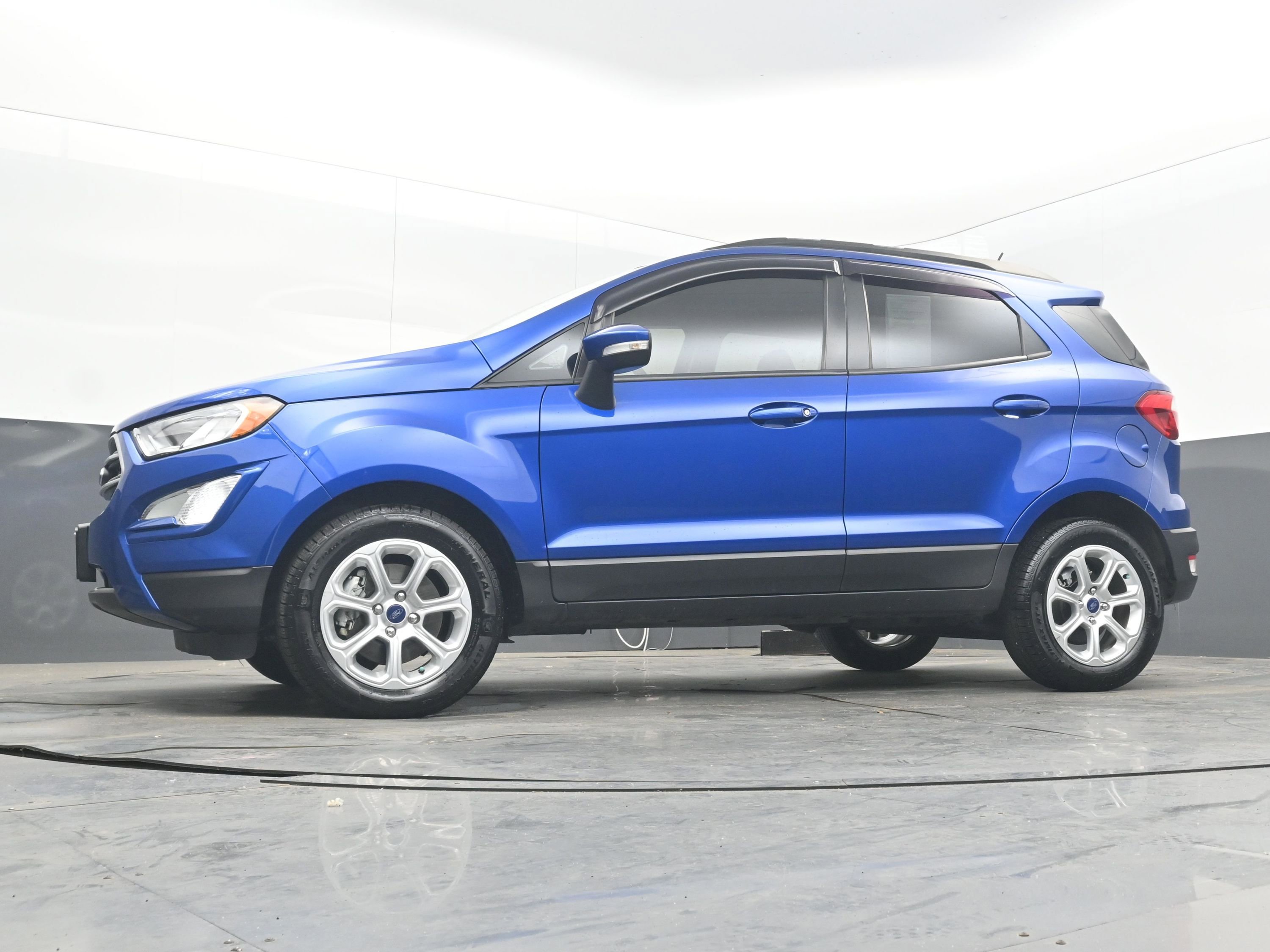 Used 2021 Ford EcoSport SE w/ SE Convenience Package FWD image 25
