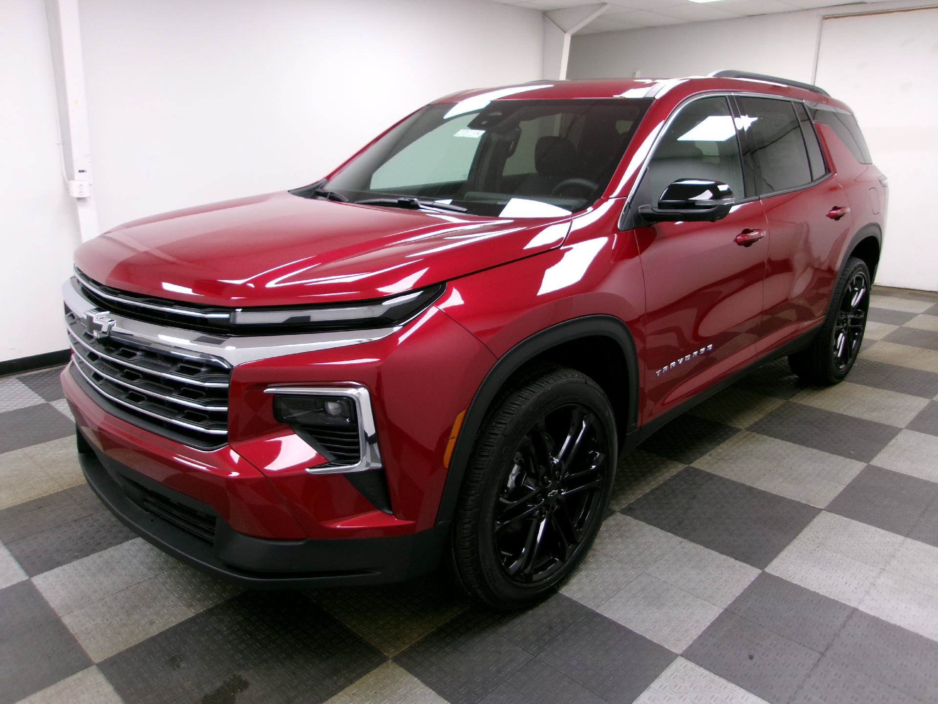 New 2027 Chevrolet Traverse LT w/ Driver Confidence Package FWD image 1