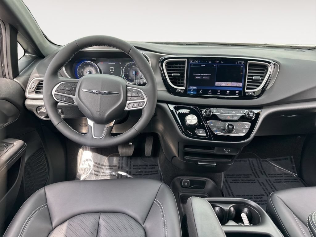 New 2026 Chrysler Voyager LX FWD image 24