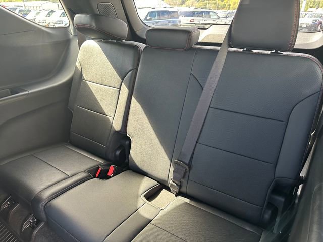 Used 2024 Chevrolet Traverse RS image 23