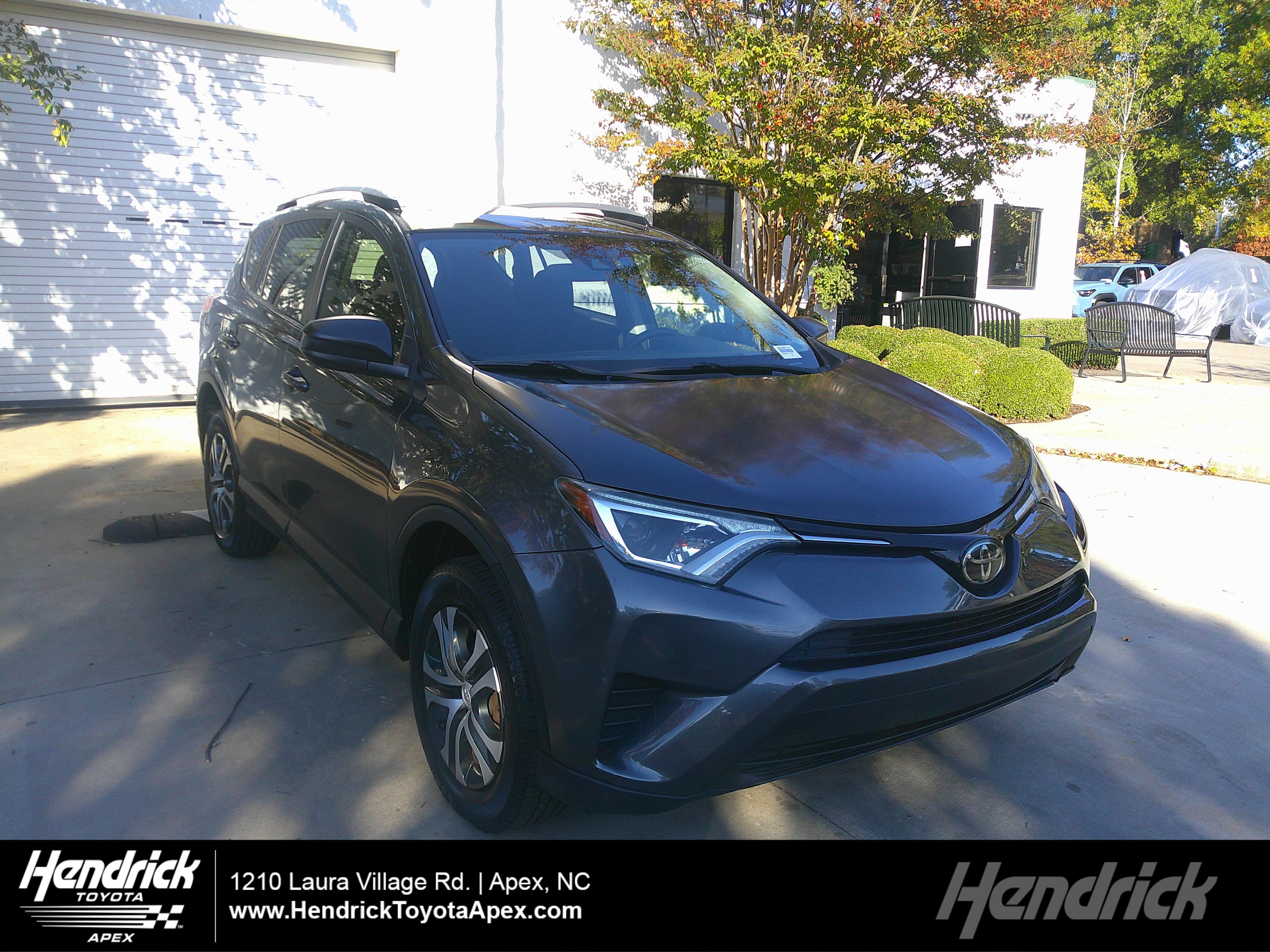 Used 2018 Toyota RAV4 LE