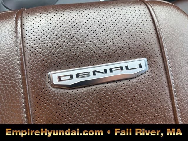 Used 2024 GMC Sierra 2500 Denali w/ Denali Reserve Package image 16