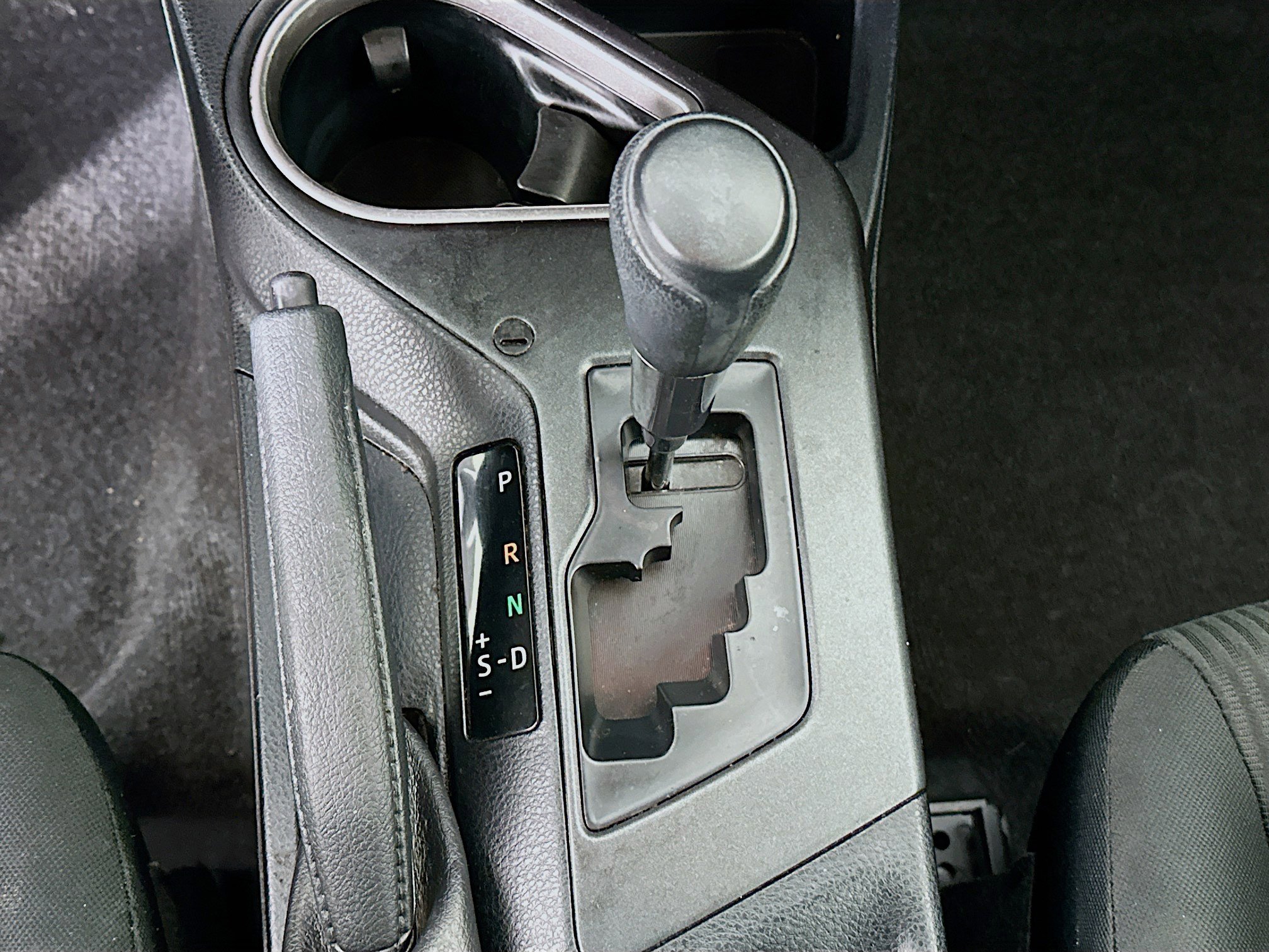 Used 2017 Toyota RAV4 LE image 23