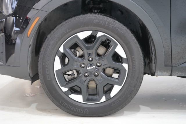 Used 2024 Kia Sorento S image 13