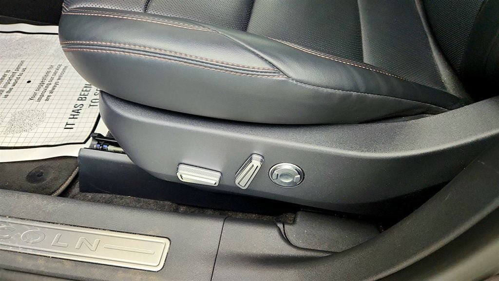 Used 2024 Lincoln Nautilus Premier w/ Equipment Group 102A AWD/4WD image 12