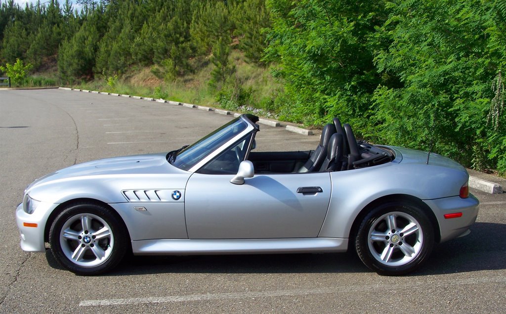 Used 2000 BMW Z3 2.5i RWD image 20