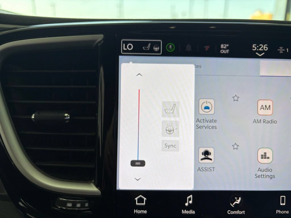 Used 2025 Chrysler Pacifica Select FWD image 10