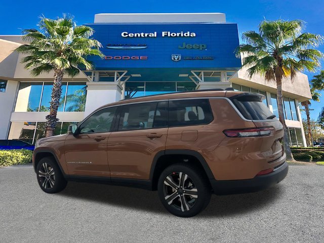 New 2027 Jeep Grand Cherokee L Limited RWD image 7