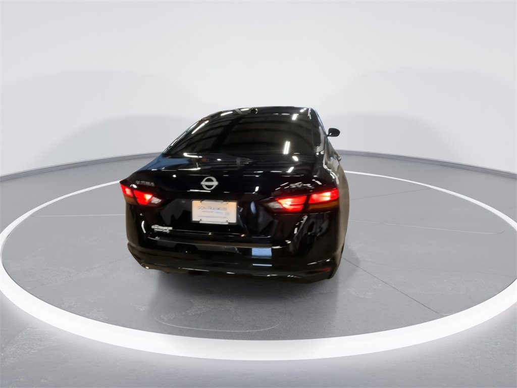 Used 2024 Nissan Altima 2.5 SV image 7