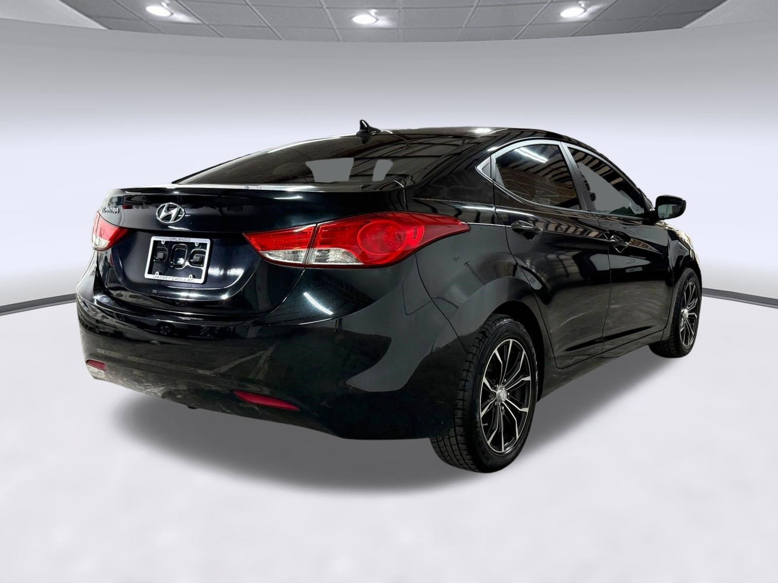 Used 2012 Hyundai Elantra GLS w/ Preferred Pkg 3 image 9