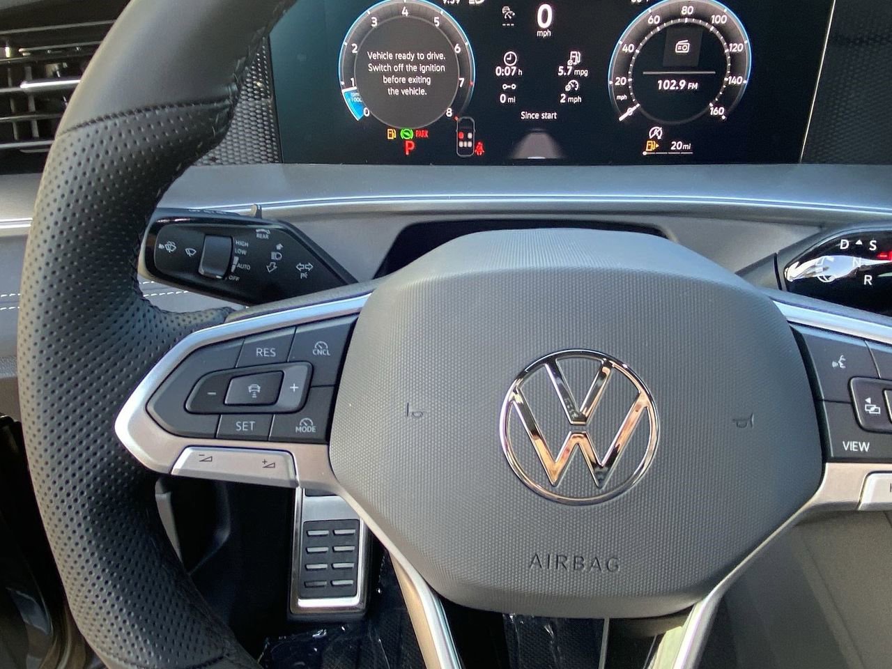 New 2026 Volkswagen Tiguan SE R-Line image 20