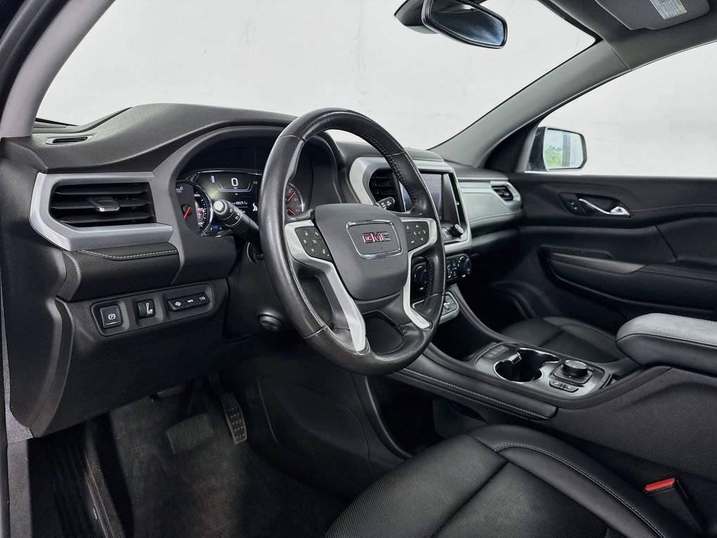 Used 2022 GMC Acadia SLT w/ Technology Package FWD image 14