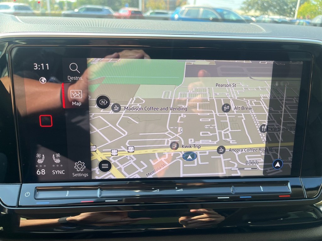 Certified 2025 Volkswagen Atlas SEL image 23