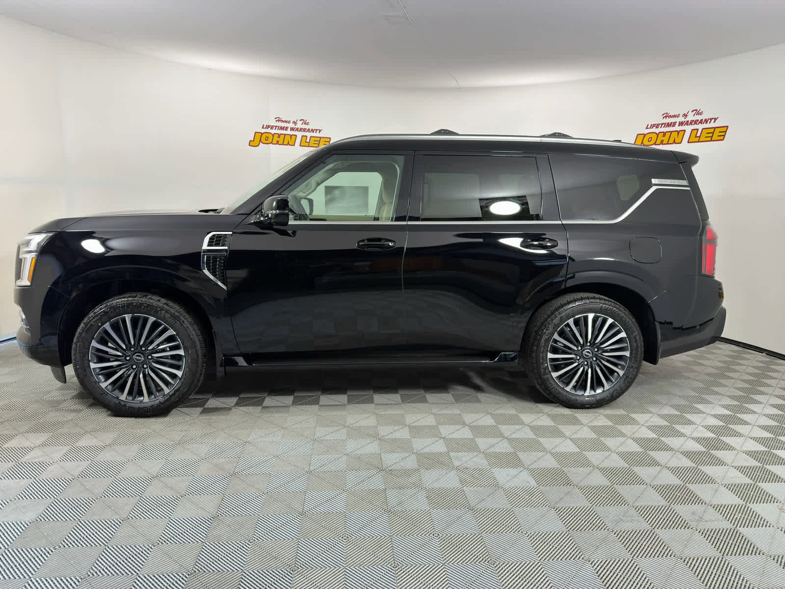 New 2026 Nissan Armada Platinum Reserve AWD/4WD image 2