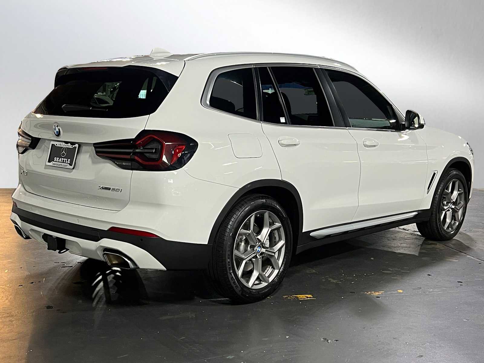 Used 2022 BMW X3 xDrive30i w/ Premium Package 2 image 7