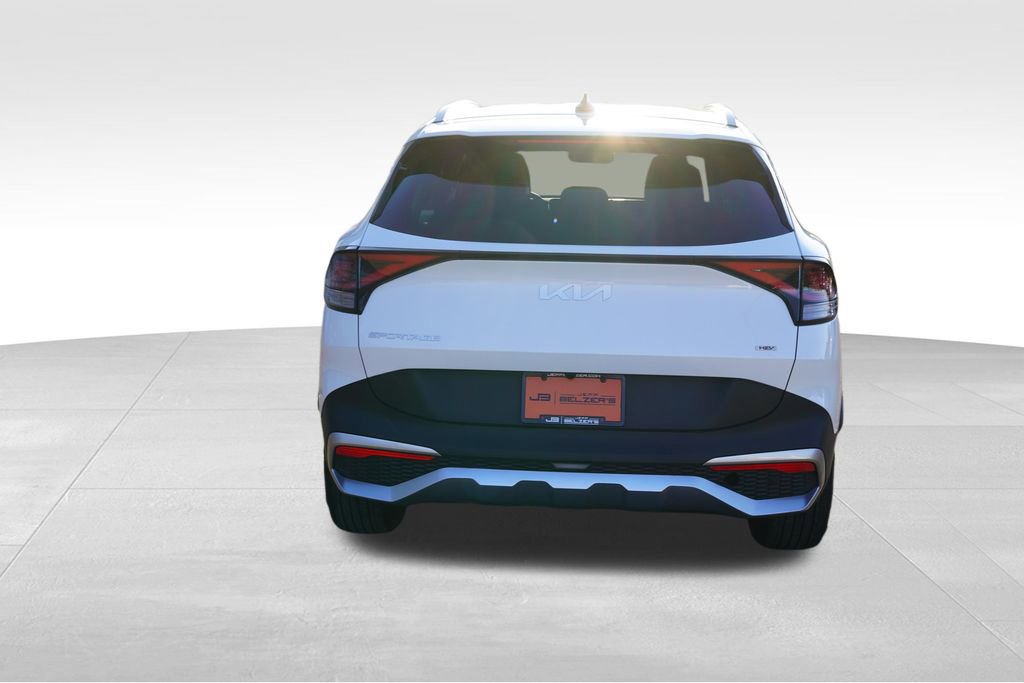 Certified 2025 Kia Sportage EX AWD/4WD image 6