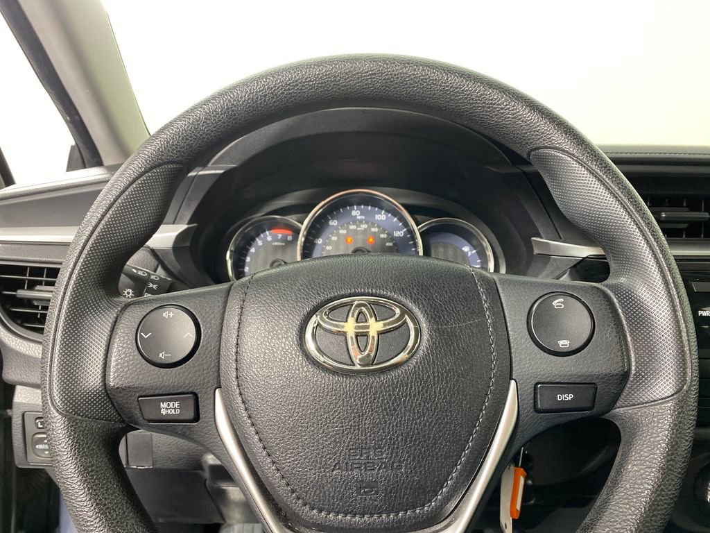 Used 2015 Toyota Corolla L image 12