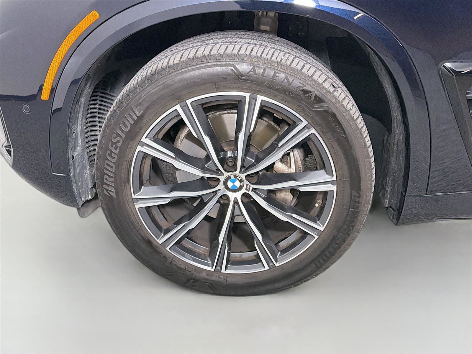 Used 2025 BMW X5 sDrive40i w/ M Sport Package RWD image 33