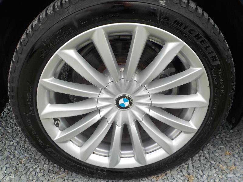 Used 2019 BMW 740i xDrive w/ Executive Package image 34