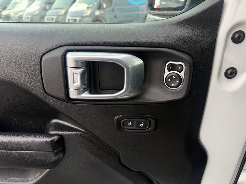 Used 2021 Jeep Wrangler Unlimited Sport image 27