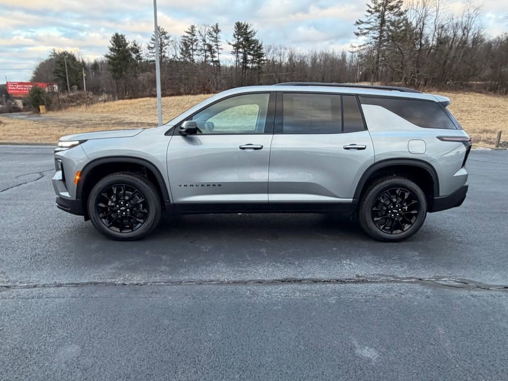 New 2026 Chevrolet Traverse LT w/ Midnight/Sport Edition image 4