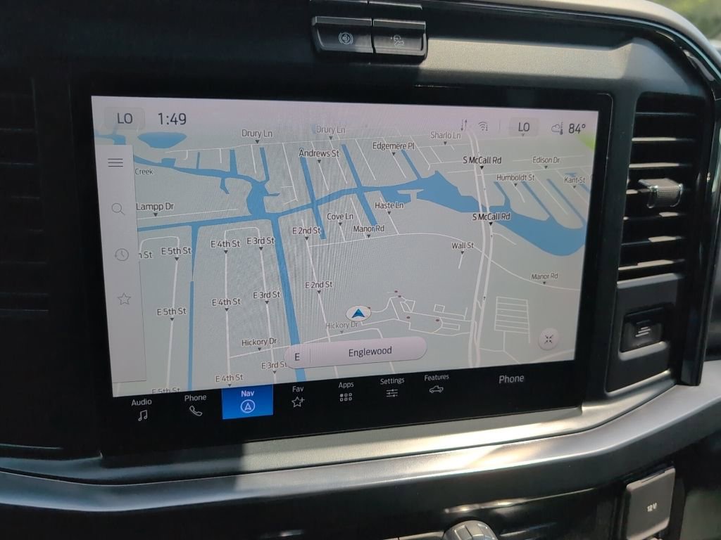 Certified 2025 Ford F250 Lariat w/ Tremor Off-Road Package image 17