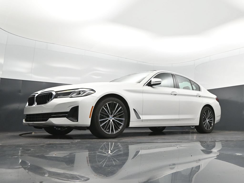 Certified 2023 BMW 530i w/ Premium Package RWD image 38