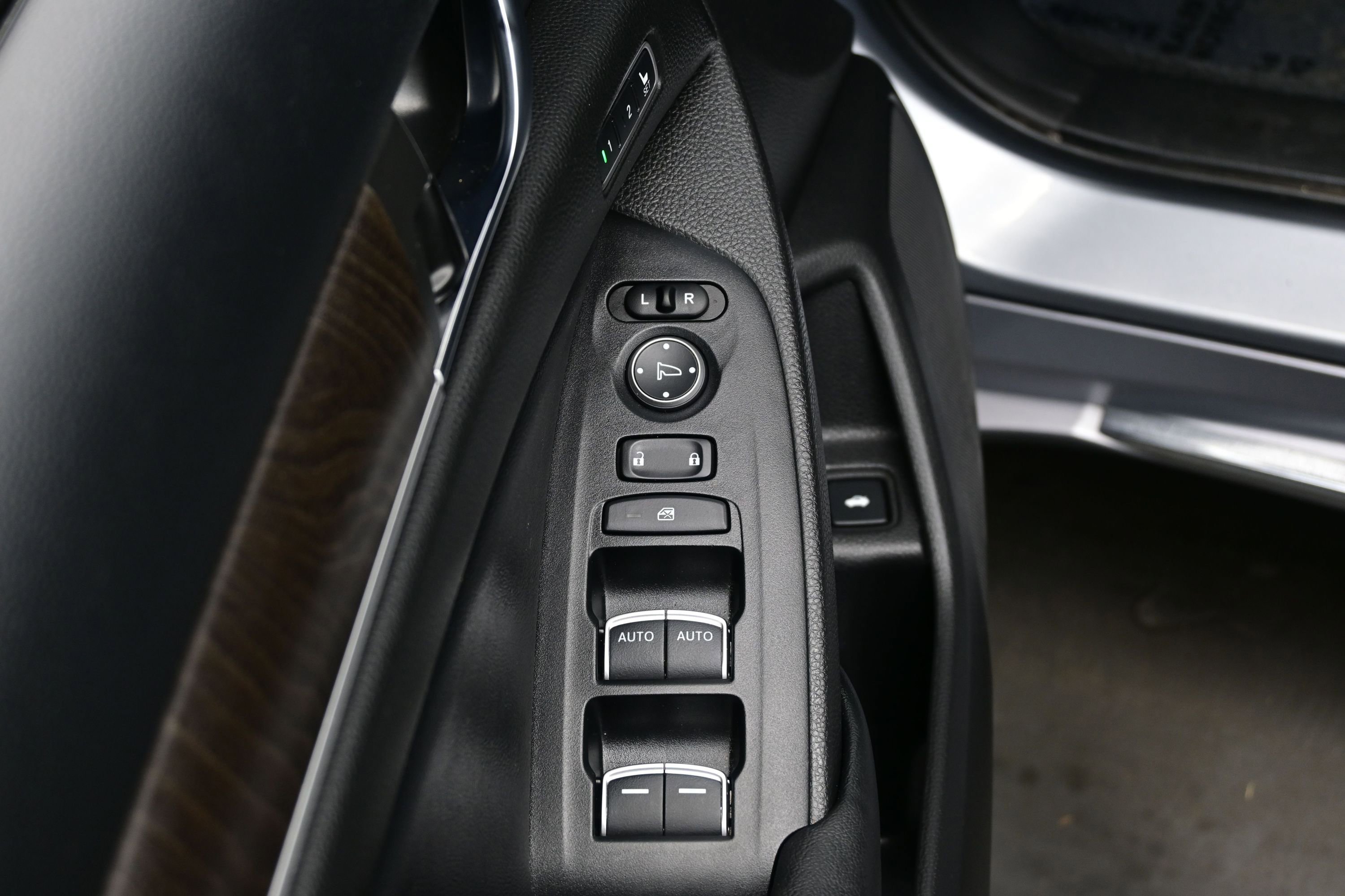 Used 2022 Honda Accord EX-L image 10