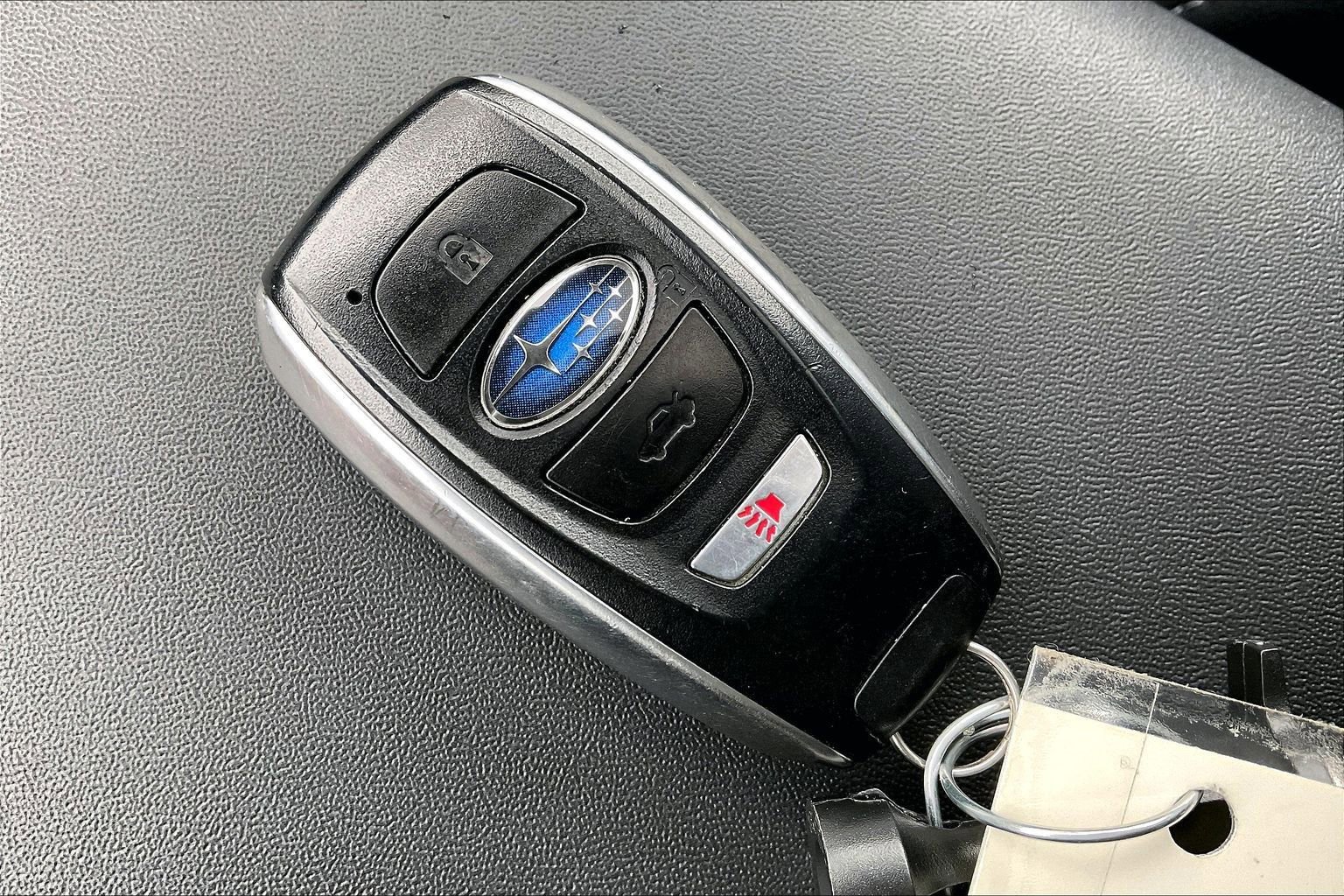 Used 2025 Subaru Outback Touring XT image 9