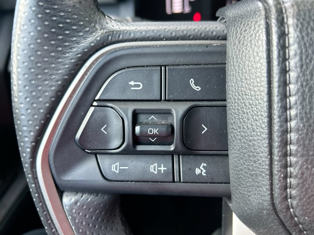 Certified 2025 Toyota 4Runner SR5 AWD/4WD image 26