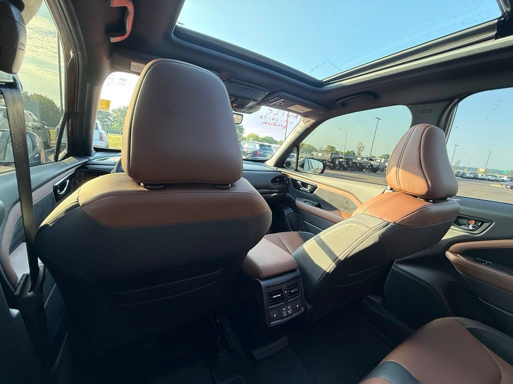 Used 2025 Subaru Forester Touring AWD/4WD image 28