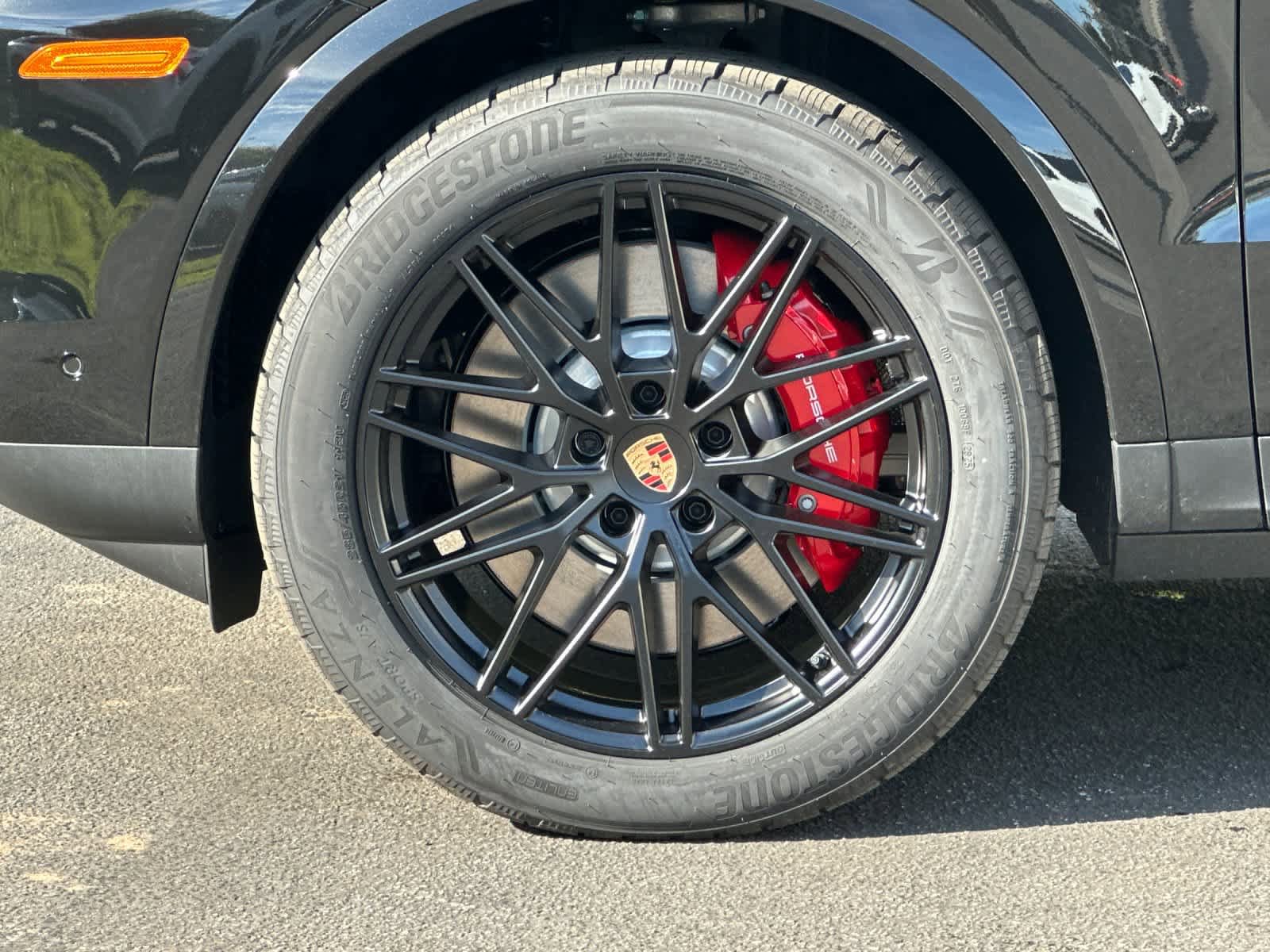 New 2026 Porsche Cayenne S AWD/4WD image 32