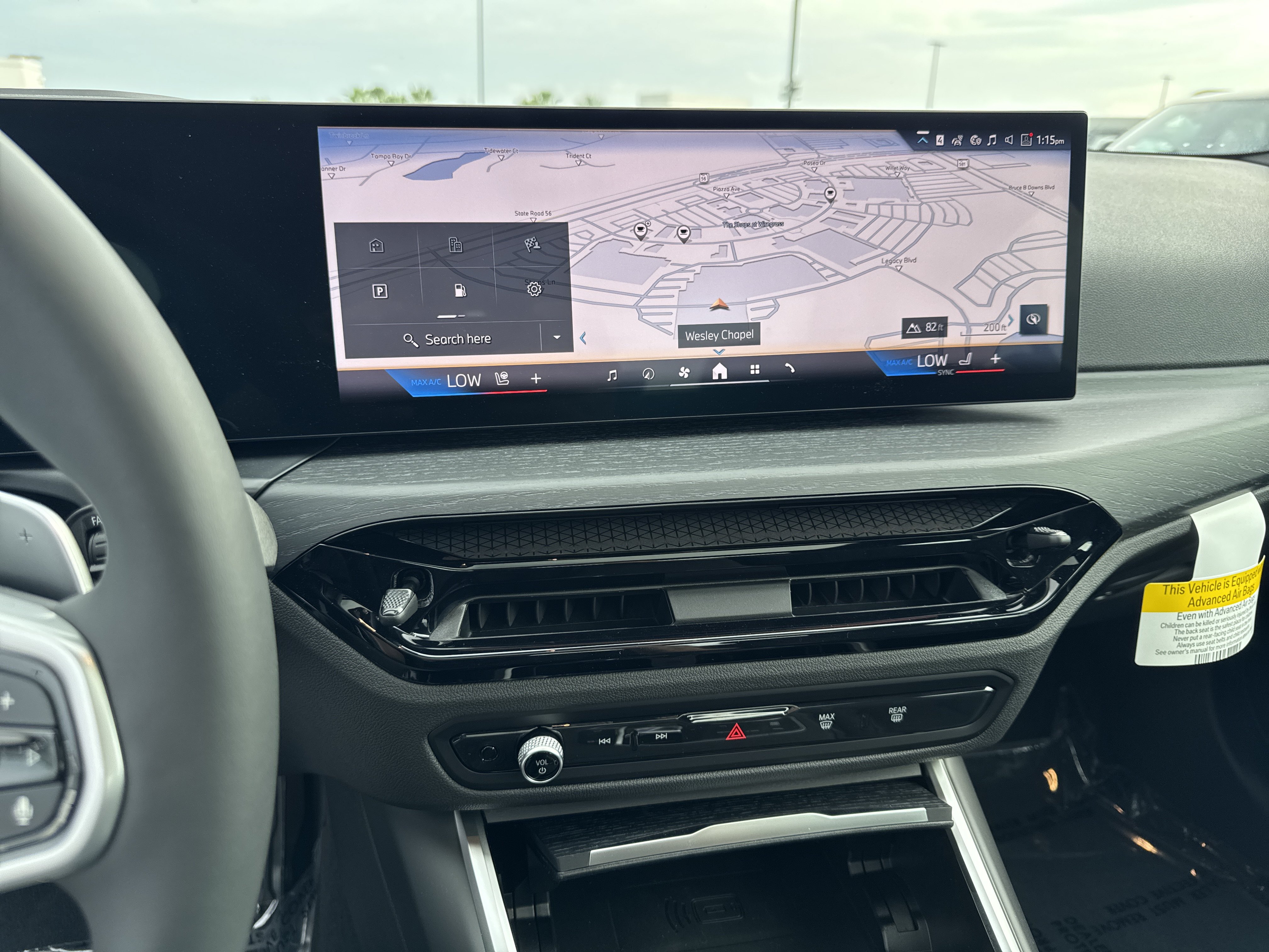 New 2026 BMW 330i Sedan w/ M Sport Package RWD image 18