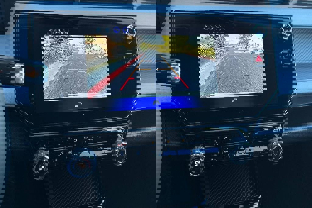 New 2027 Chevrolet Bolt LT w/ Comfort Package image 20