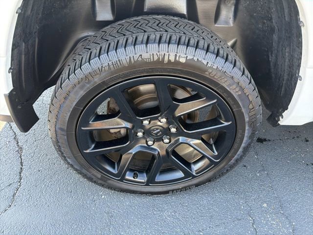 Used 2023 RAM 1500 Laramie AWD/4WD image 8