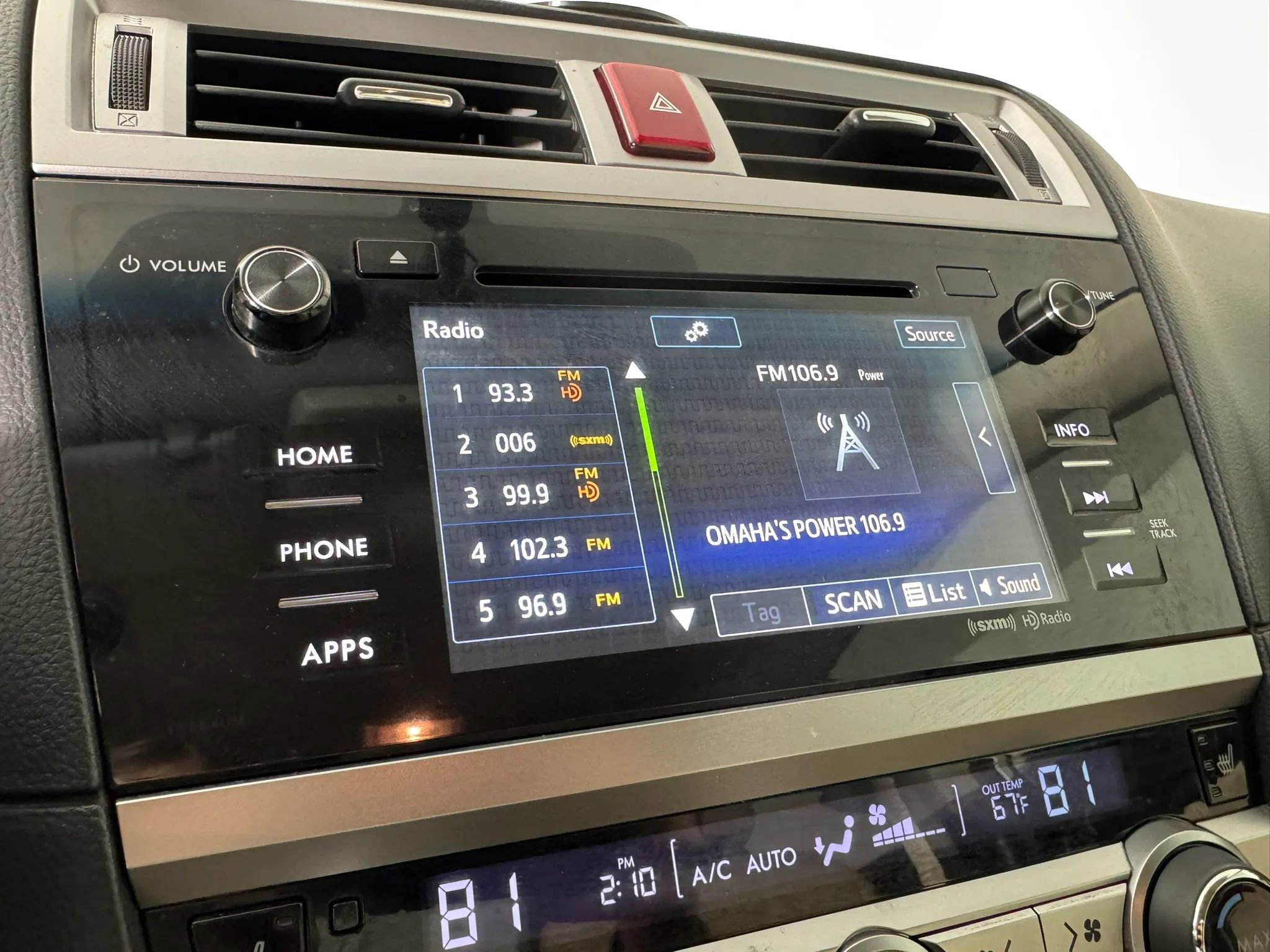 Used 2015 Subaru Legacy 2.5i Limited image 18