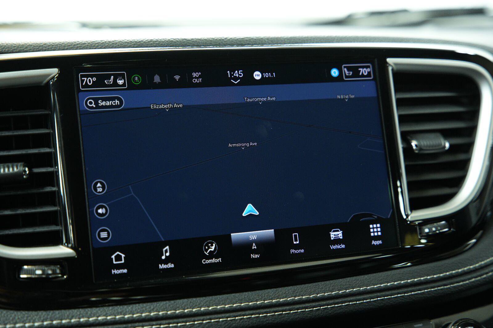 Used 2024 Chrysler Pacifica Limited FWD image 43