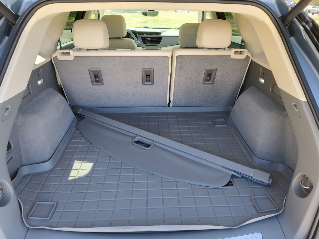 Used 2024 Cadillac XT5 Premium Luxury w/ Technology Package image 6