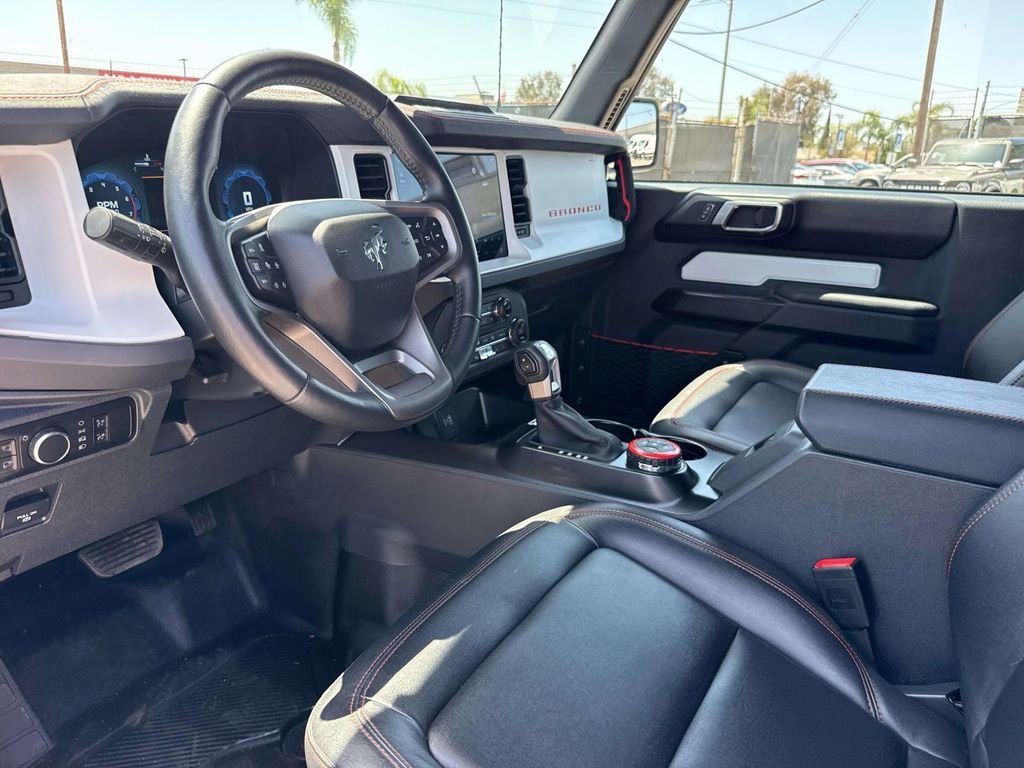 Certified 2025 Ford Bronco Stroppe Edition image 28